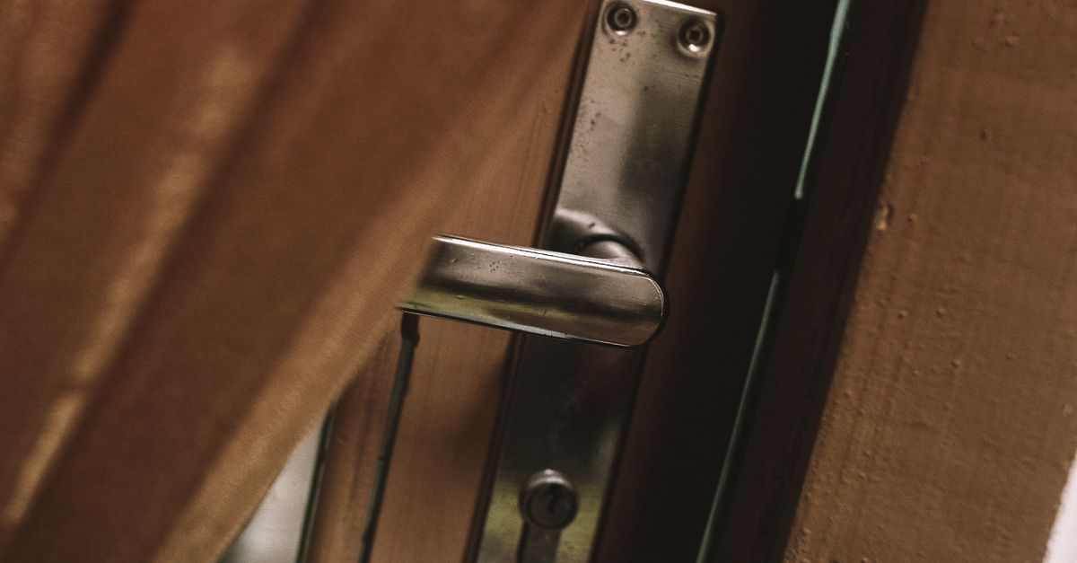 Locked Out of the House? Here's How Our Damage-Free Entry Works — Markham Locksmiths